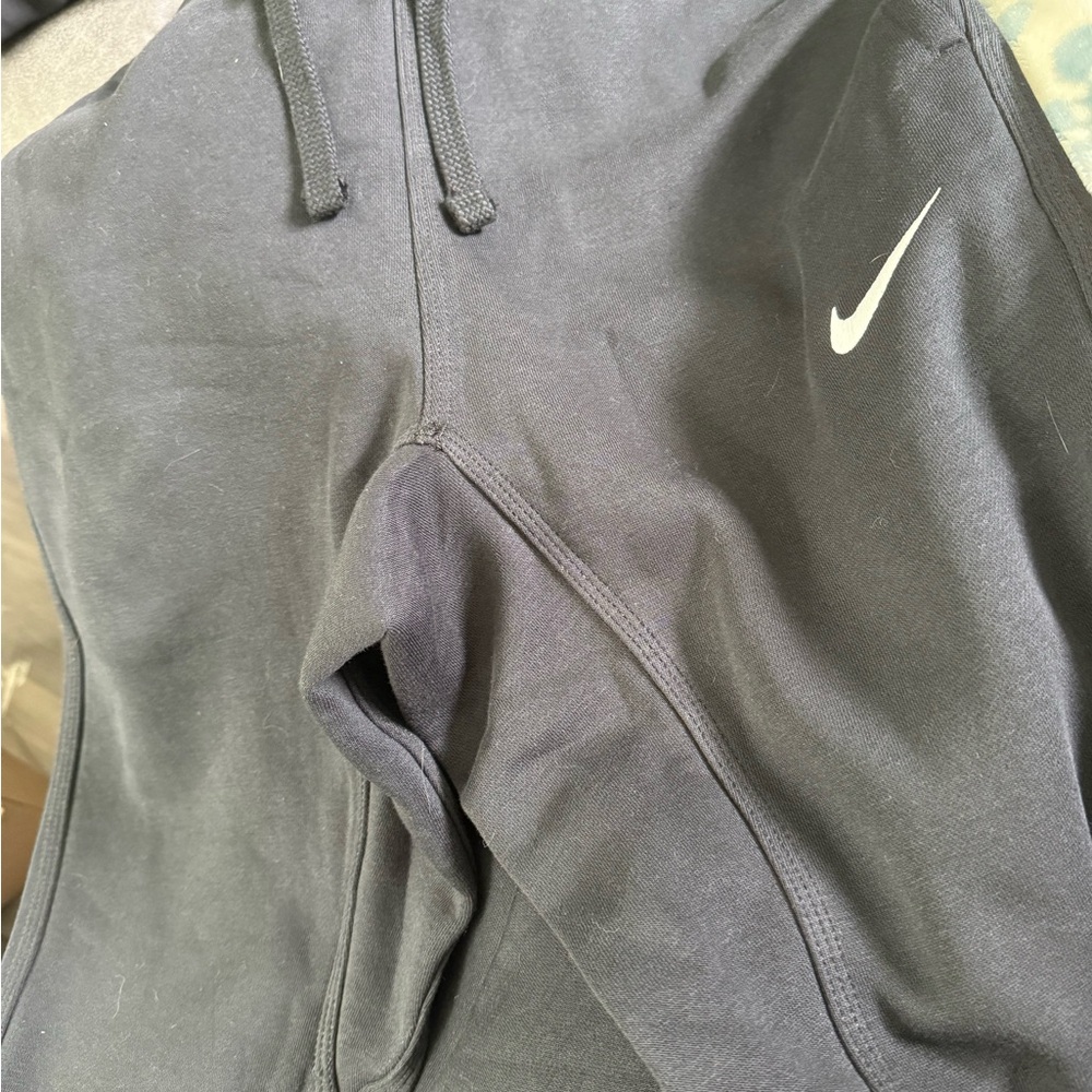 Nike Standard Fit Taper Leg Pants - Black